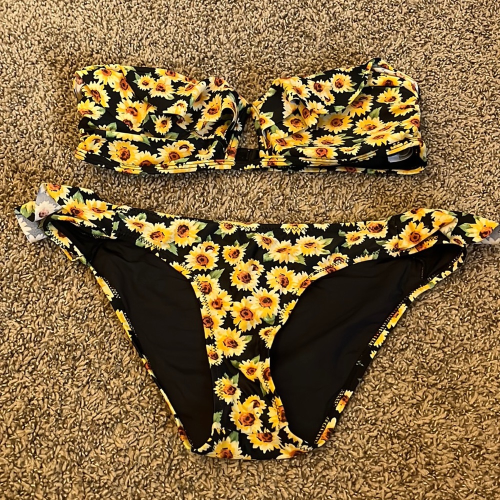 Sunflower Swim Suit 🌻